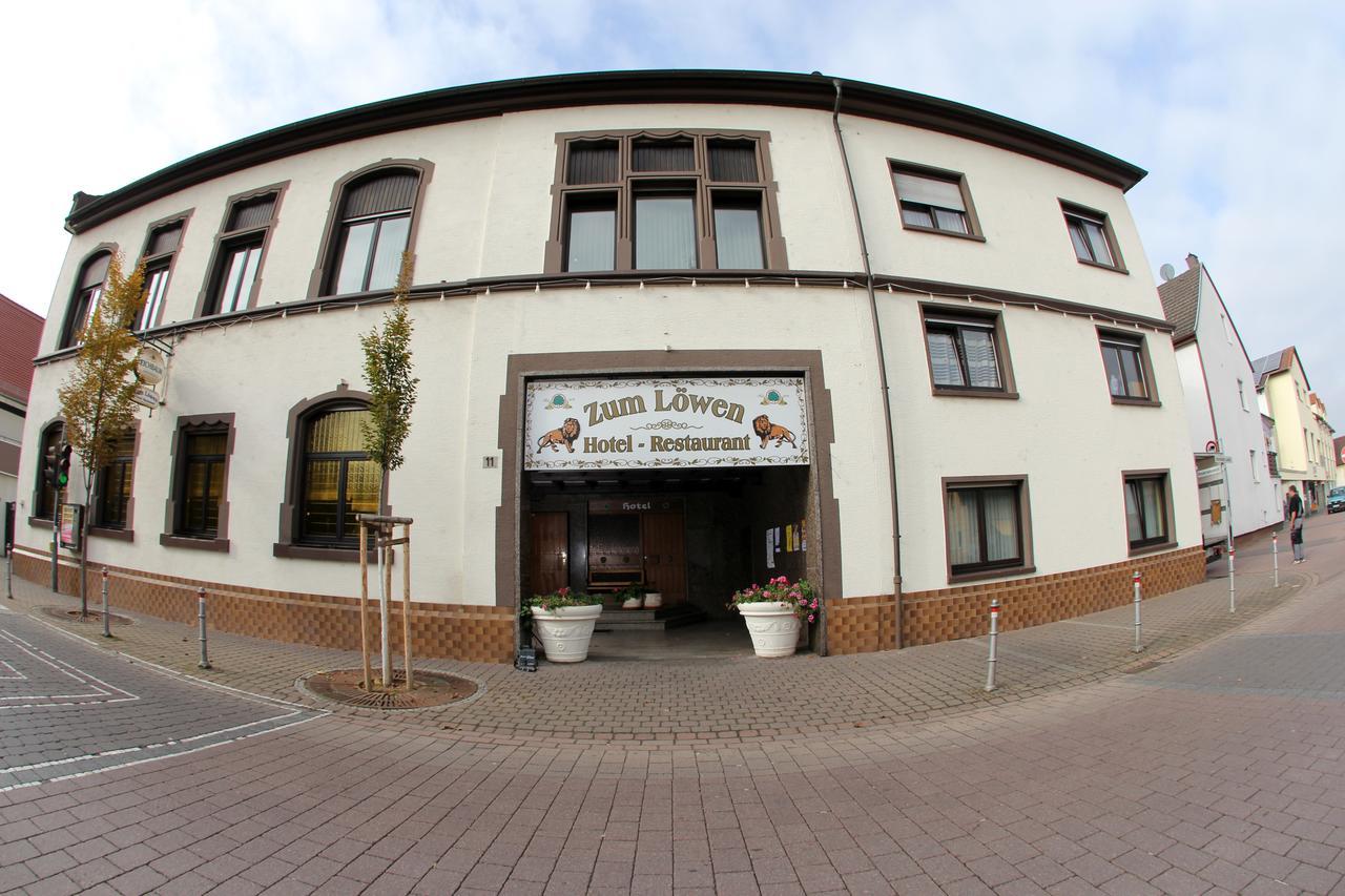 فايترشتات Zum Lowen Hotel المظهر الخارجي الصورة