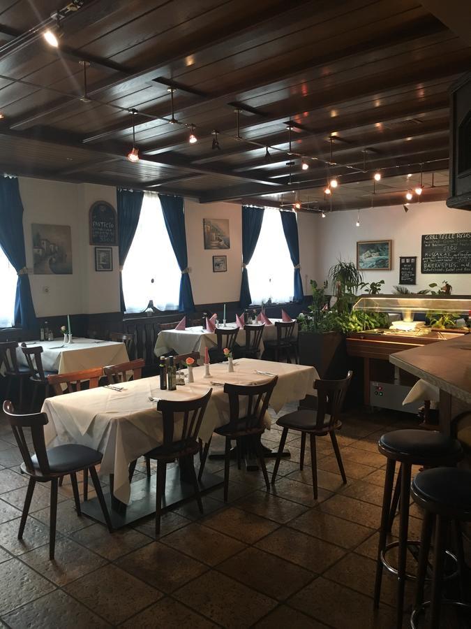 فايترشتات Zum Lowen Hotel المظهر الخارجي الصورة