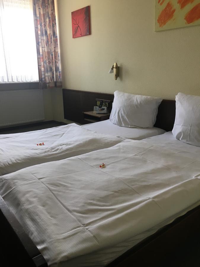 فايترشتات Zum Lowen Hotel المظهر الخارجي الصورة